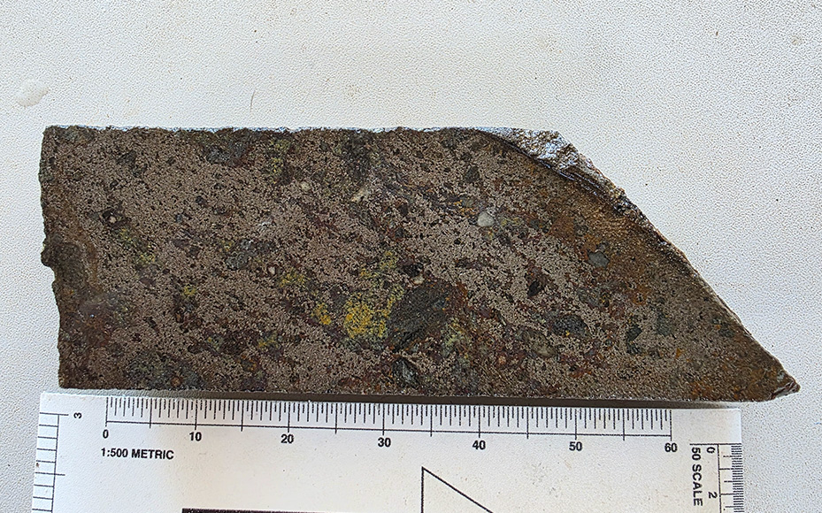 Drill core from hole SF_005 grading 11.74% Cu, 0.759 g/t Au and 30.5 g/t Ag